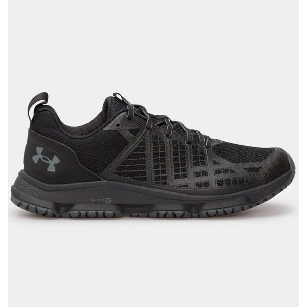 Кросівки Under Armour MG Strikefast Чорний (Black)