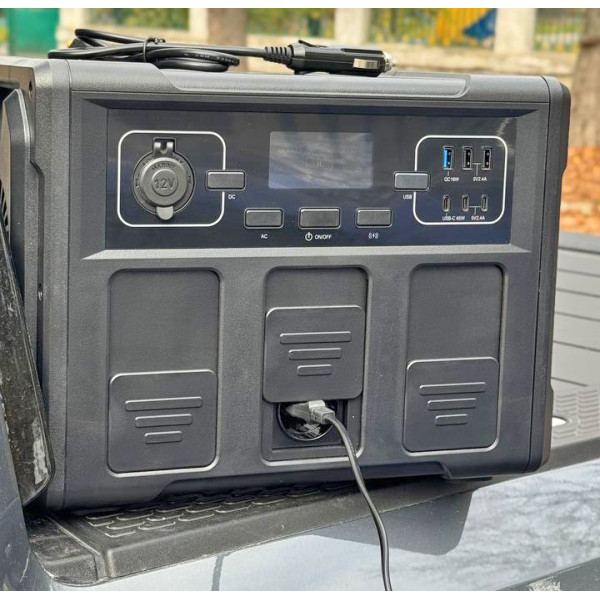 Зарядна станція LOMBINI S1500-3000W Чорний (Black) Зарядна станція LOMBINI S1500-3000W Чорний (Black)